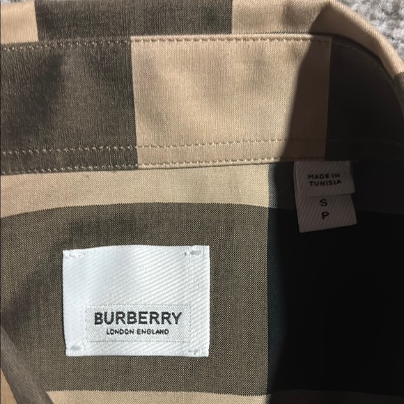 Burberry Tan and Black Casual Button Down Shirt - Picture 7 of 9